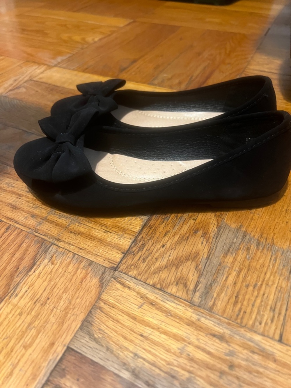 Abella Black Slip-On Ballet Flats with Cushioned Insole - Picture 4 of 5